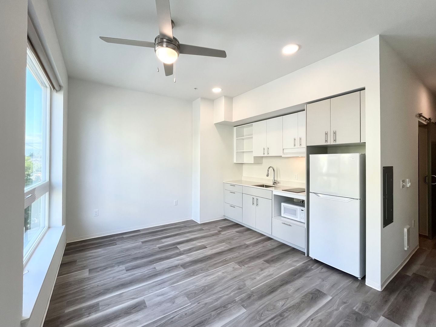 Portland Apartment: 5460 N Interstate Ave