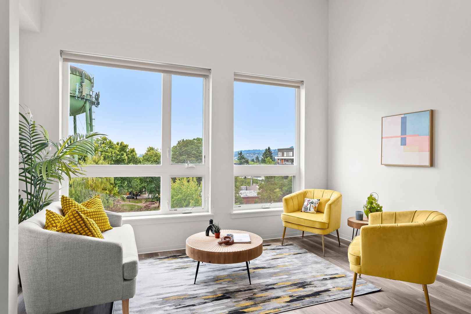 Portland Apartment: 5460 N Interstate Ave