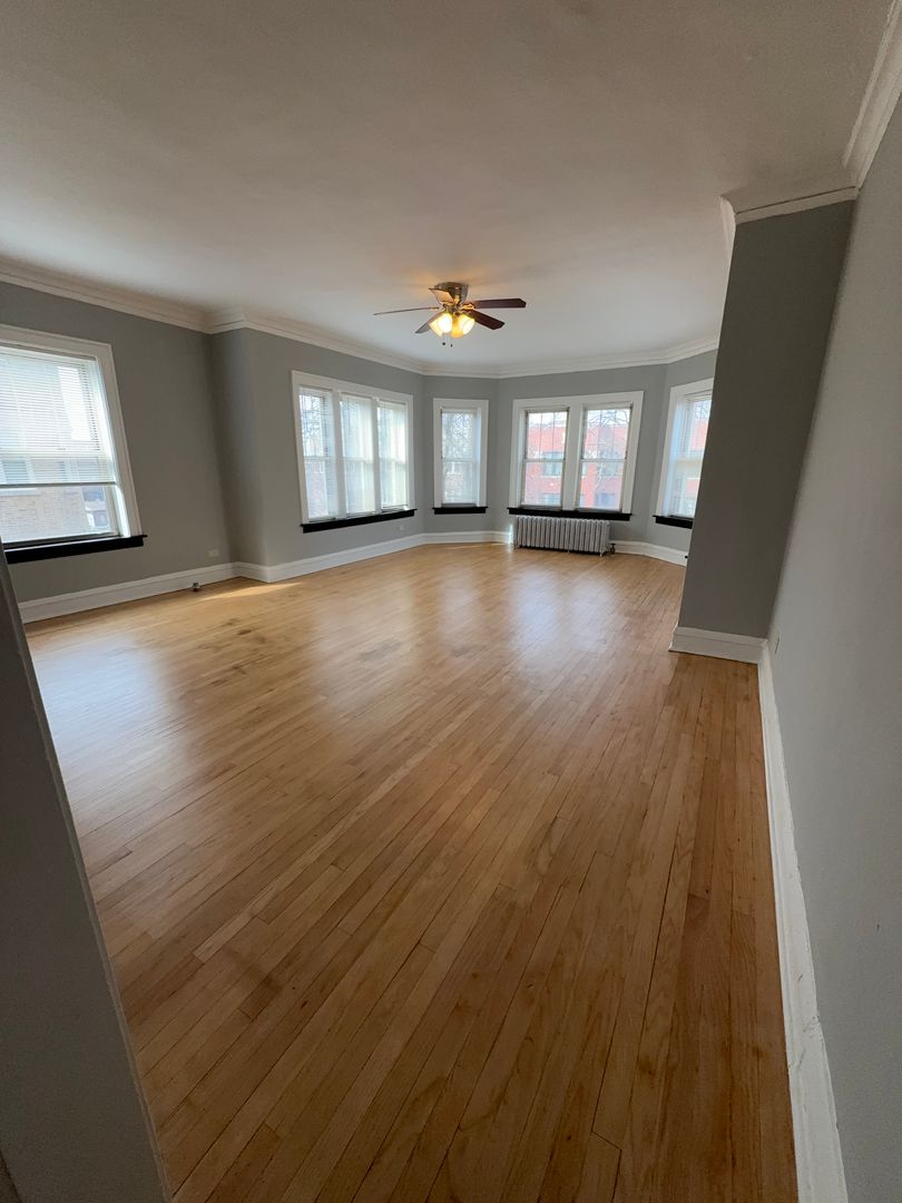 Chicago Apartment: 6747 S. Oglesby Ave.