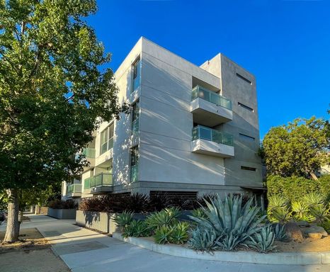 Luxury Architectural Gem in Studio City | 1 Bed + 1 Full Bath | 8 unit building! – photo 1