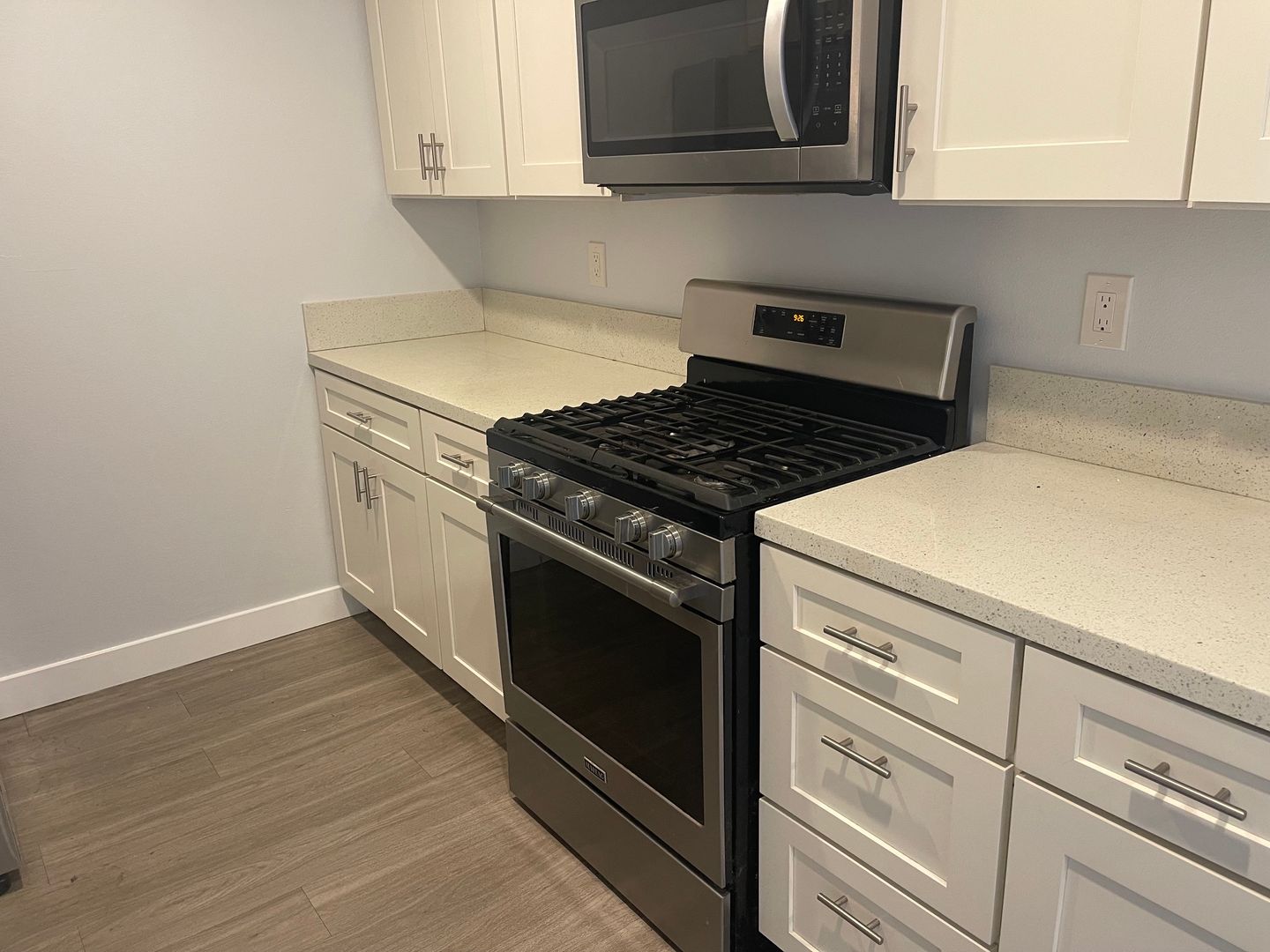 Oceanside Apartment: 500 N Clementine Street