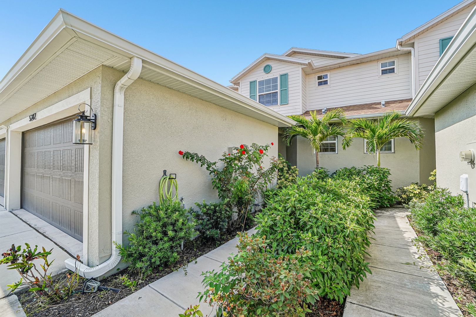 St. Petersburg Townhome: 5282 Neil Drive