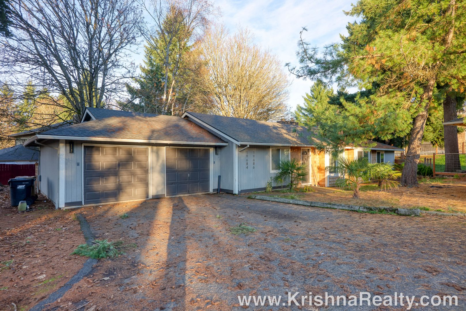 Tualatin House: 19684 SW 68th Ave