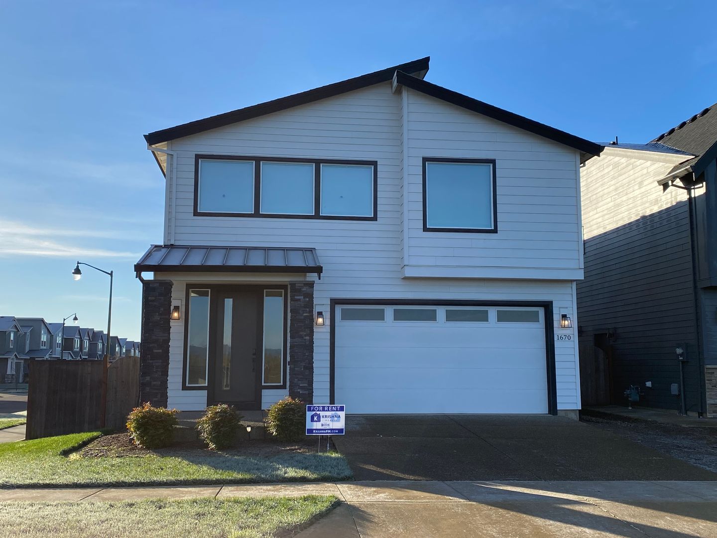 Forest Grove House: 1670 37th Pl