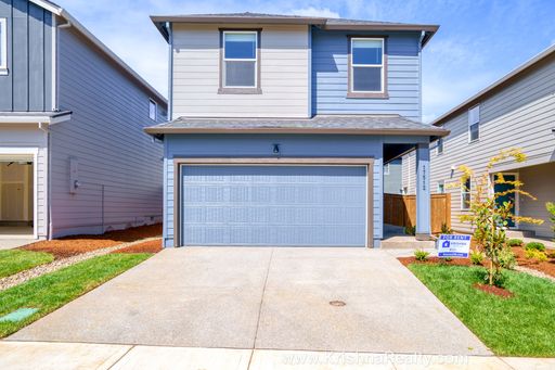 Beautiful 2-Year-Old New Construction 4-Bedroom Home with Loft & 2-Car Garage – photo 1