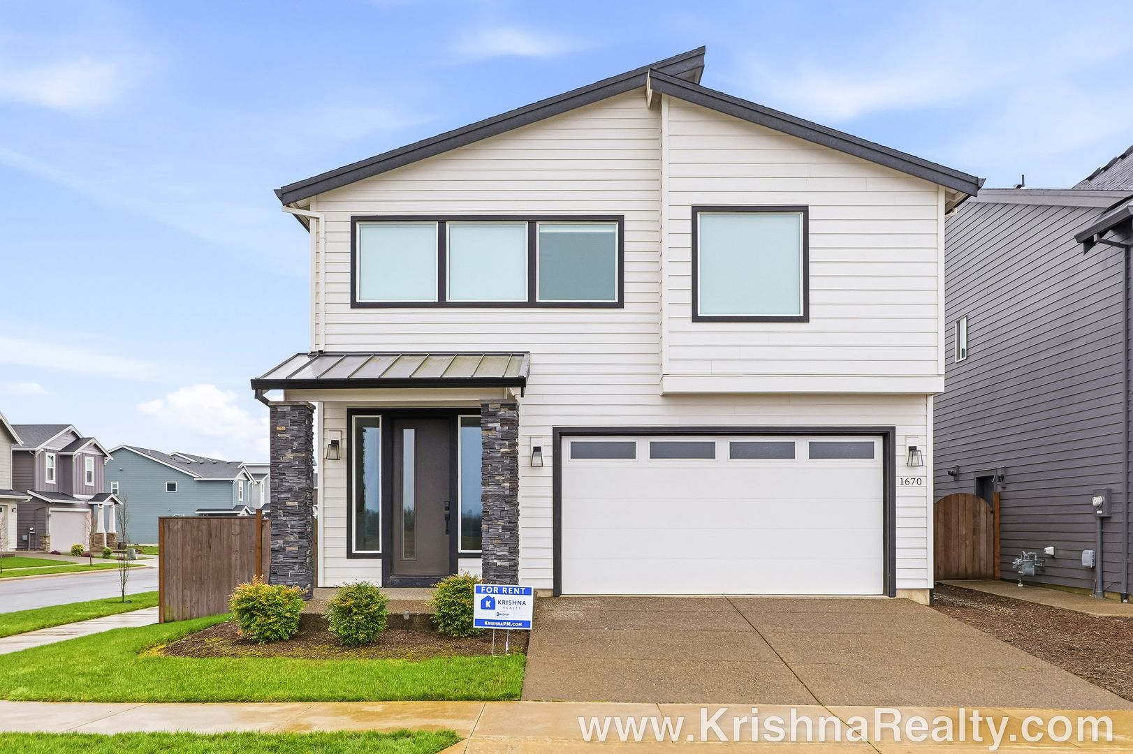 Forest Grove House: 1670 37th Pl