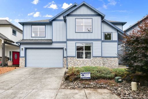 Amazing 4 Bedroom | 3 Bathroom | 2,702 sqft. Single Family Home | Located in Quiet Aloha Neighborhood – photo 1