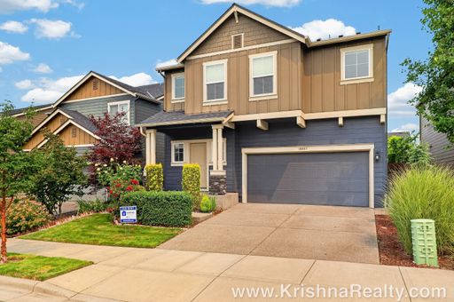 Beautiful 5 Bedroom | 3 Bathroom Single Family Home | Located In Abbey Creek Community | Highly Desirable North Bethany Area – photo 1