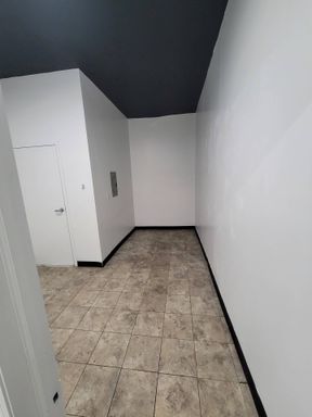 COMMERCIAL SPACE FOR RENT – photo 1