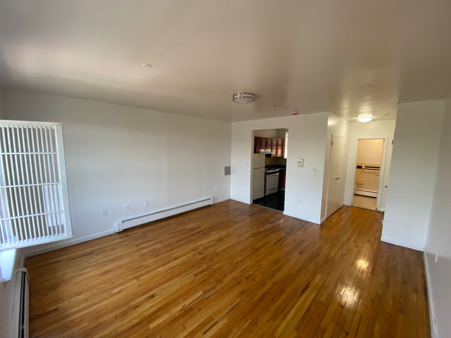 Bronx Apartment: 1018 Hoe Avenue