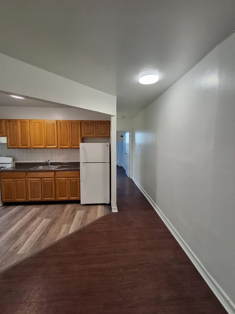 Bronx Apartment: 1325 Lafayette Avenue