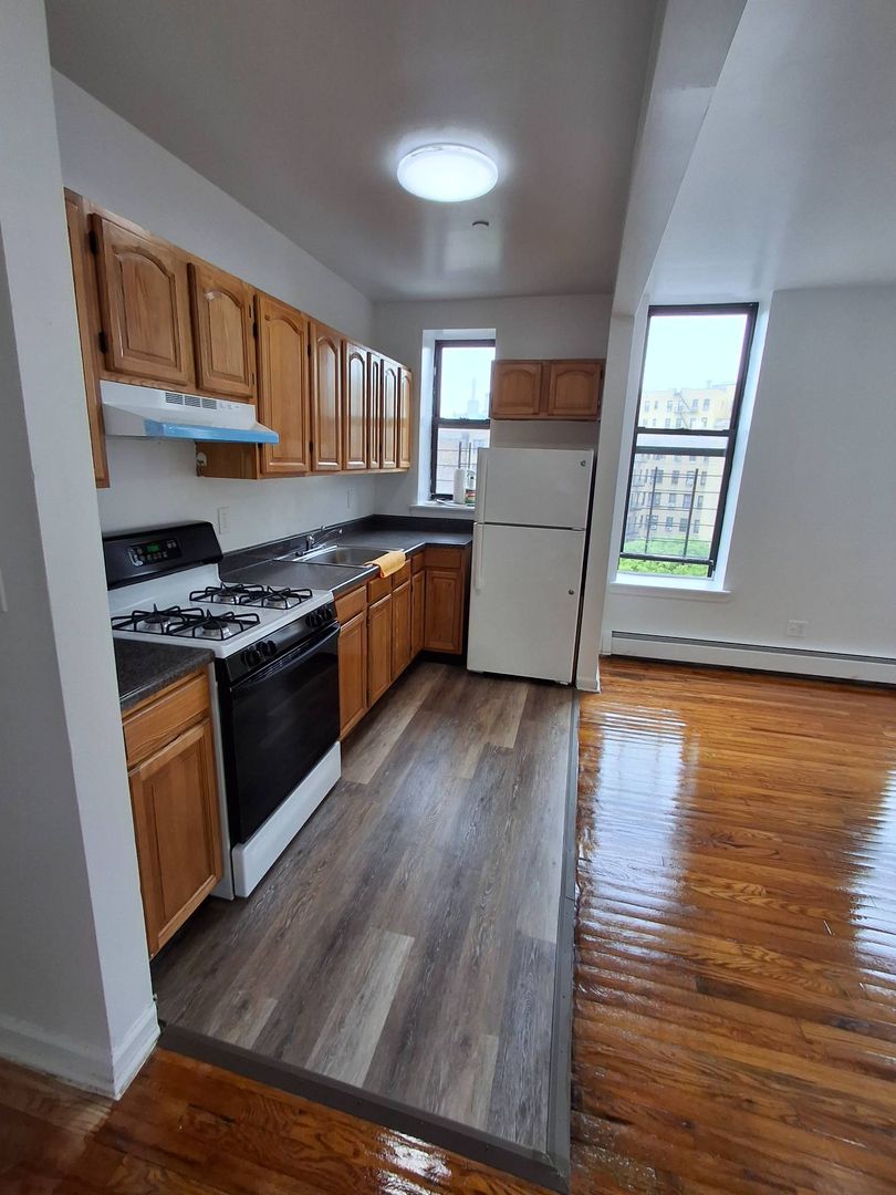 Bronx Apartment: 1679 Southern Blvd.