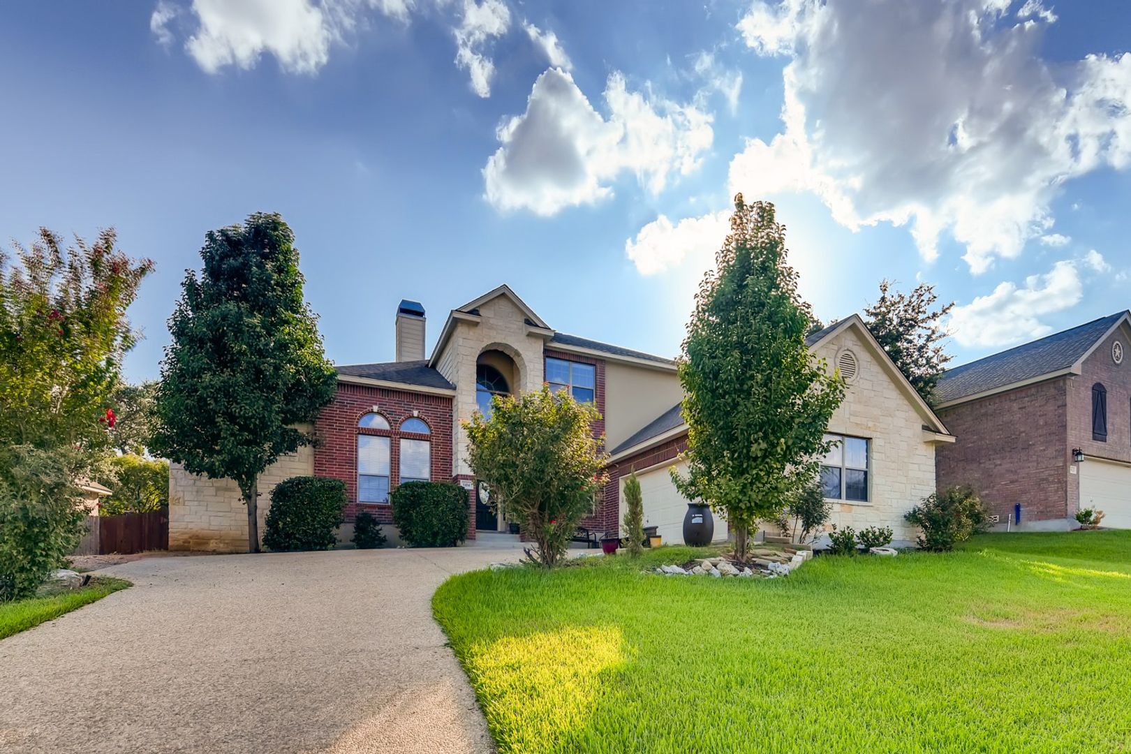 San Antonio House: 1414 Muleshoe Pass