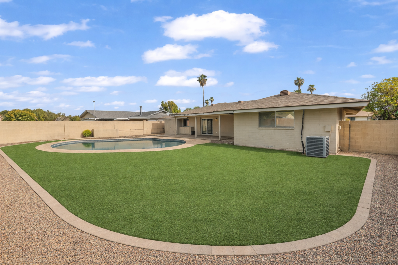 Tempe House: 419 E Ellis Dr