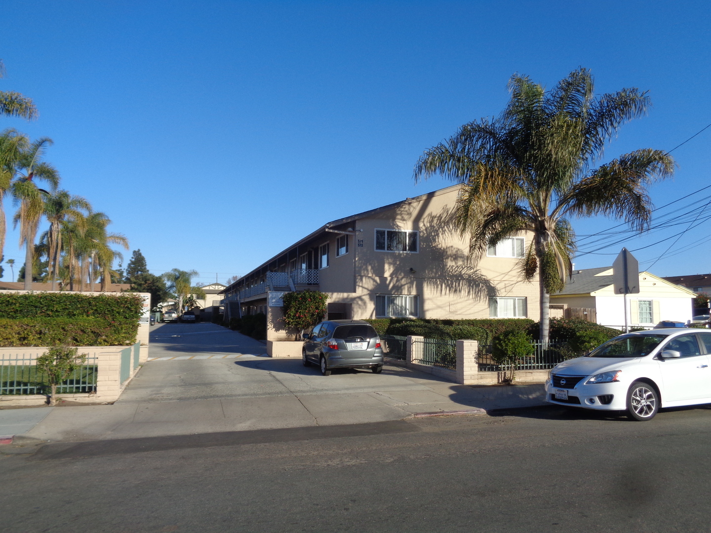 Chula Vista Apartment: 573-579 Flower St