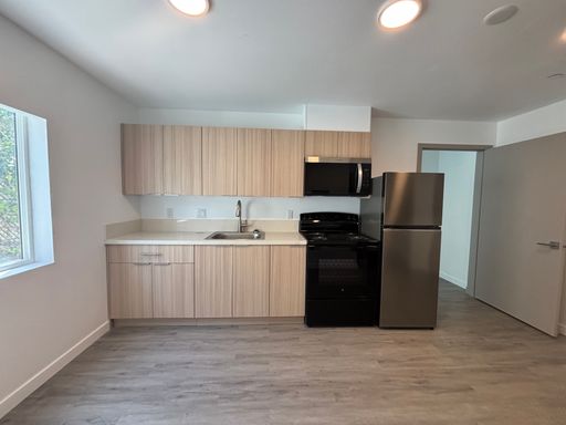 5262 Cleon Ave - 301 – photo 1