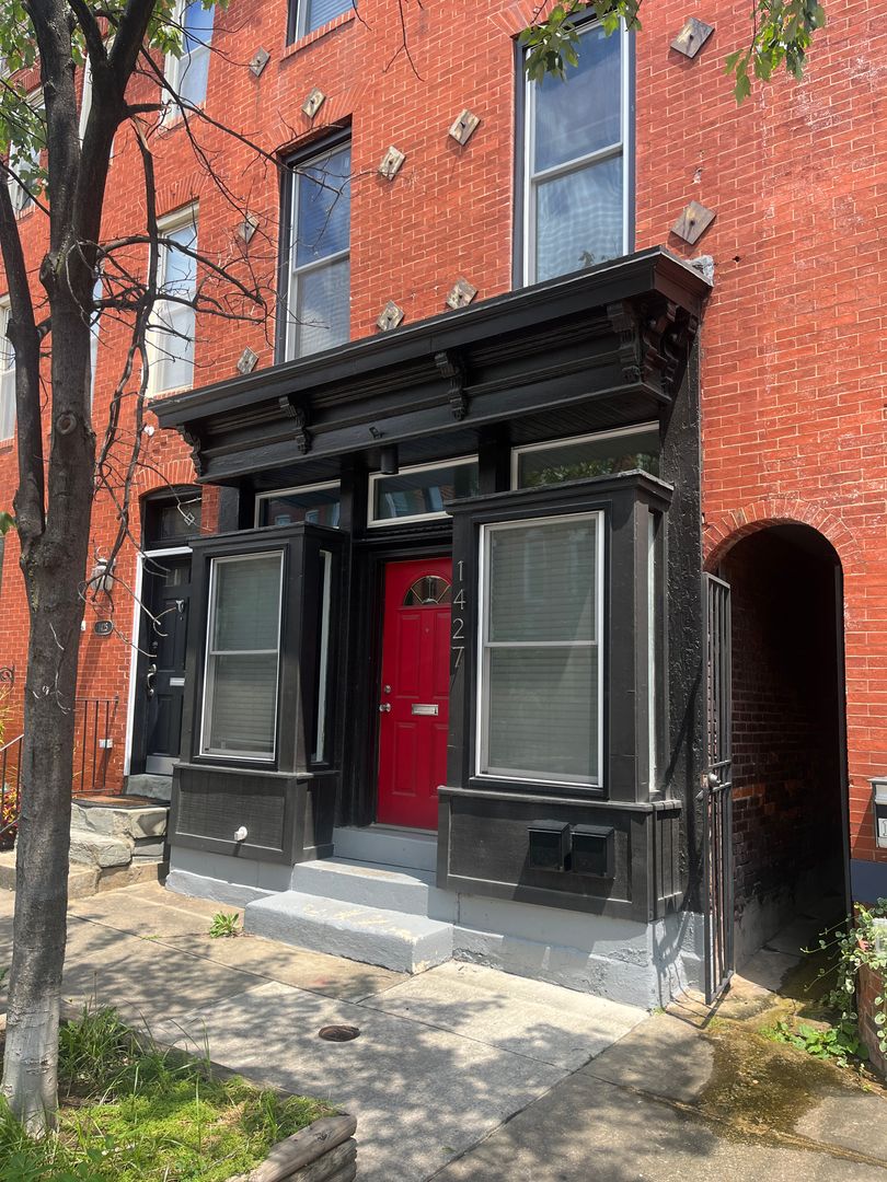 Baltimore House: 1427 S. Hanover Street, Unit 1