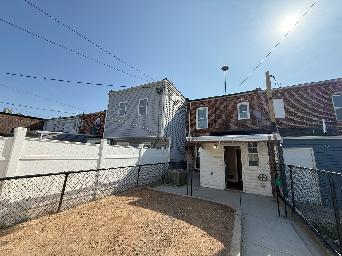 Baltimore Townhome: 422 N. East Ave