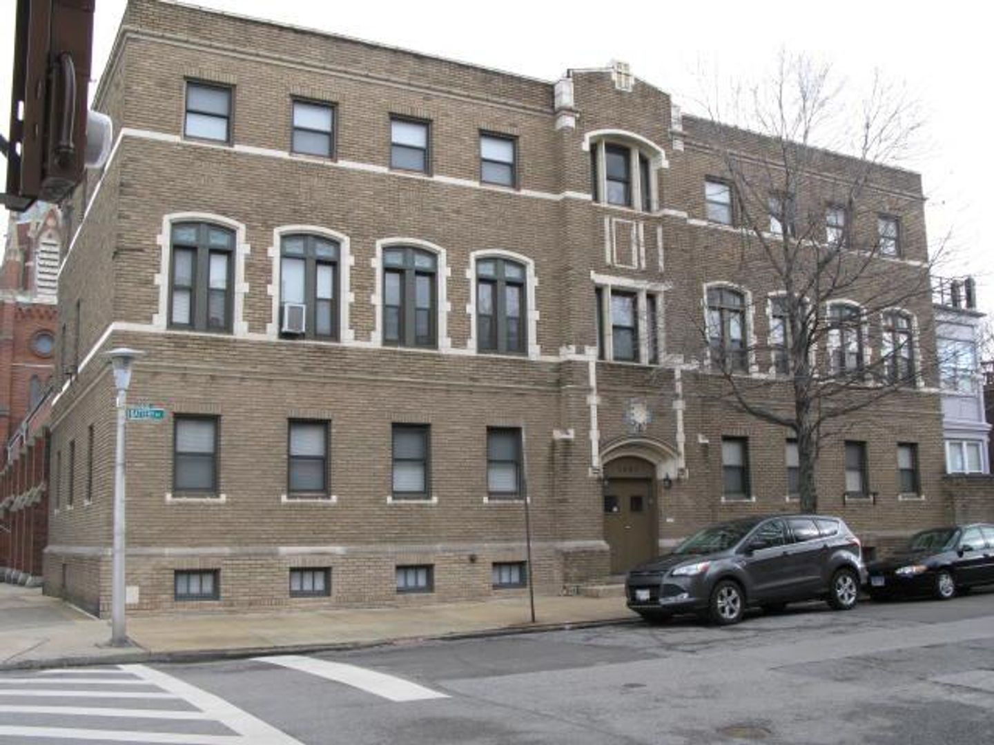 Baltimore Apartment: 1401 Battery Avenue