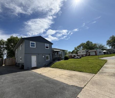 3BR Home + Separate 1BR In Law Apartment | Private Entrance | 2 Kitchens | 2 W/D | Yard + Driveway