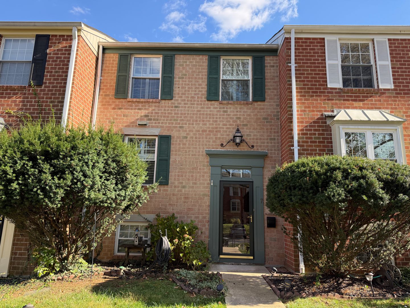 Lutherville Timonium Townhome: 7 Blondell Ct