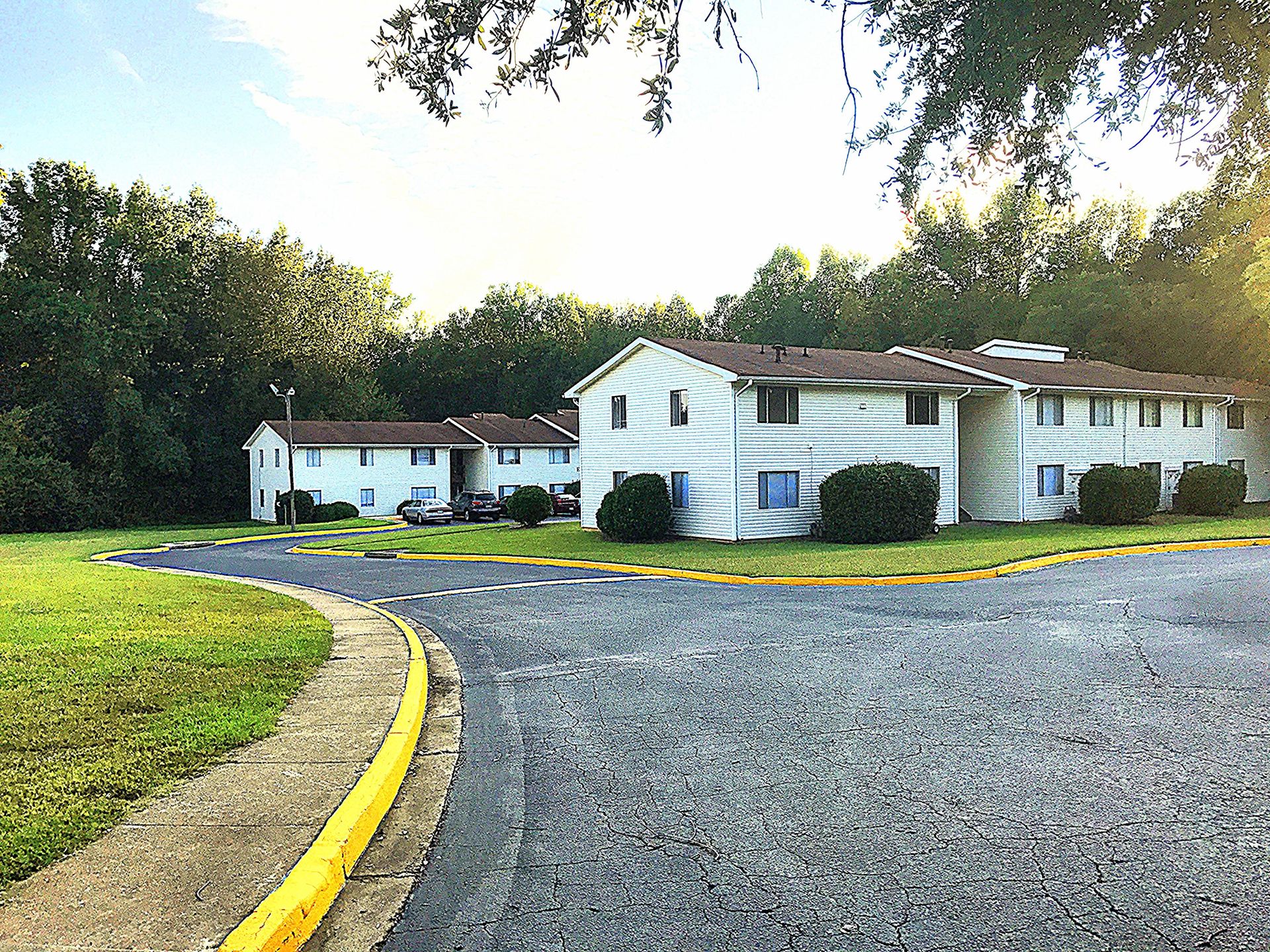 woodruff Apartment: 100 Eastland Dr