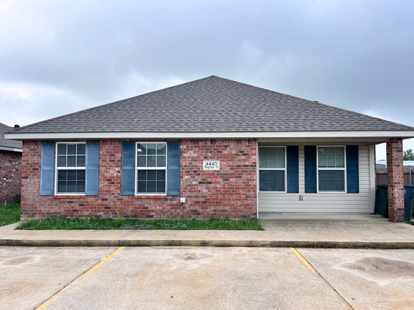 Lake Charles Apartment: 4440 Brown st