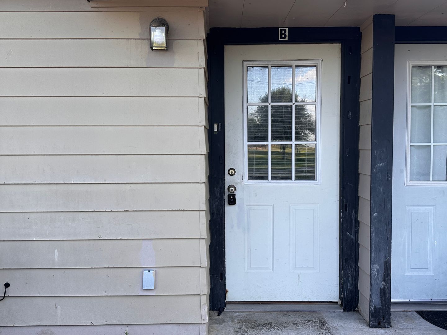 Elton Apartment: 348 Raymond Church Rd