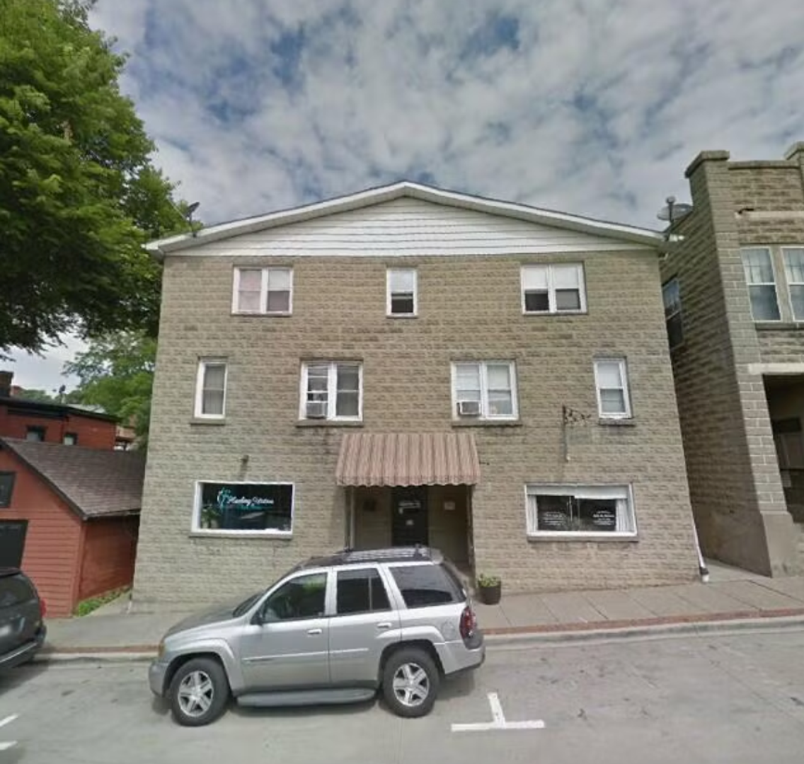 Galena Apartment: 310 N Main