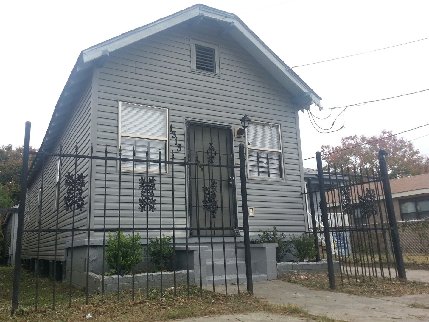 New Orleans Apartment: 1313 Flood St