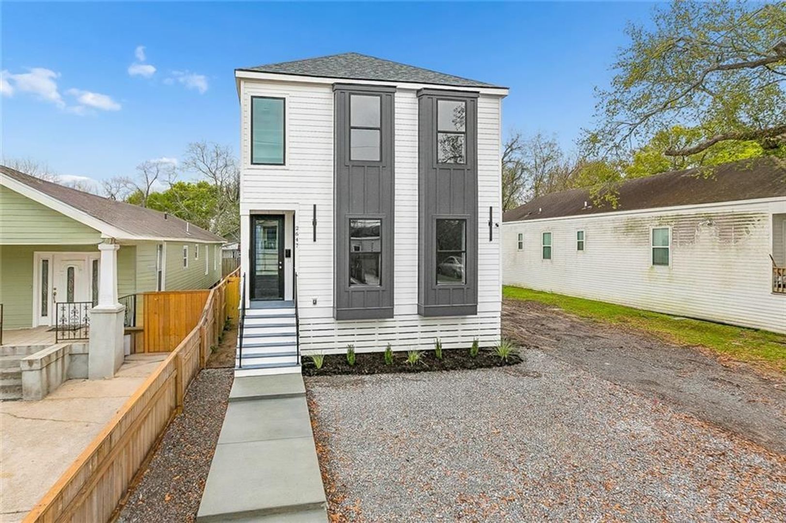 New Orleans Apartment: 2647 Myrtle St