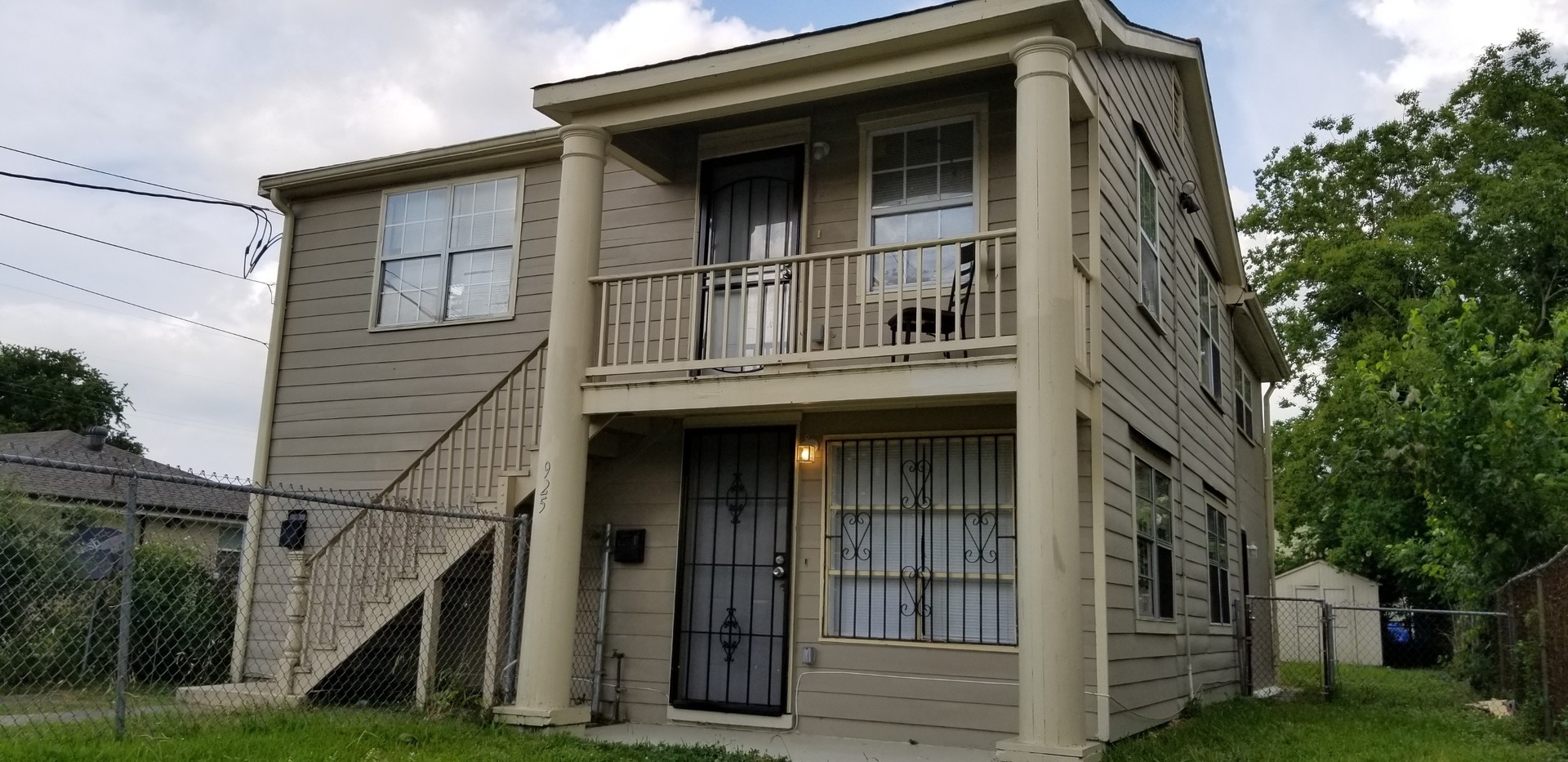 New Orleans Apartment: 925-927 Flood St