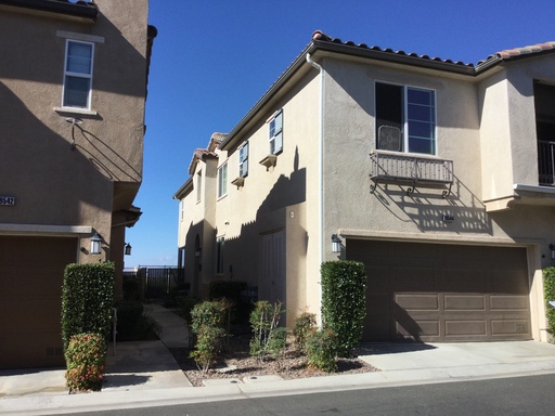 Mariposa 3 Bedroom Townhome with Private Yard and View – photo 1