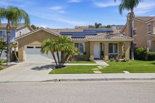Absolutely Stunning Single Story in Tesoro! – photo 1