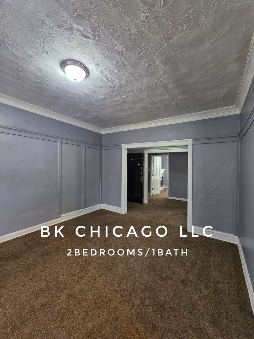 Chicago Apartment: 7201 S King Drive