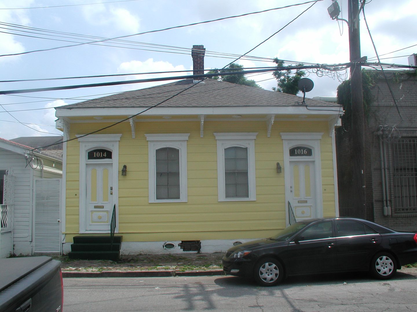 New Orleans Apartment: 1014-1016 Thalia Street