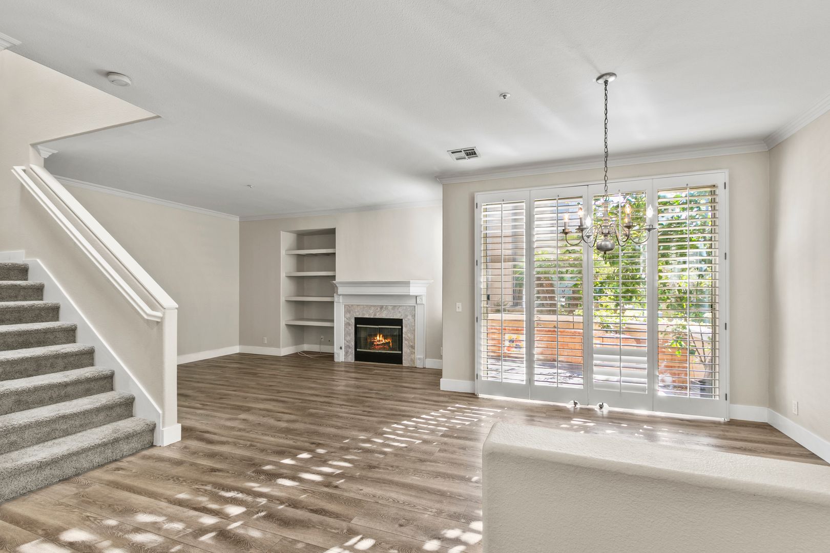 Orange House: 3336 E Rosedale Ln #D