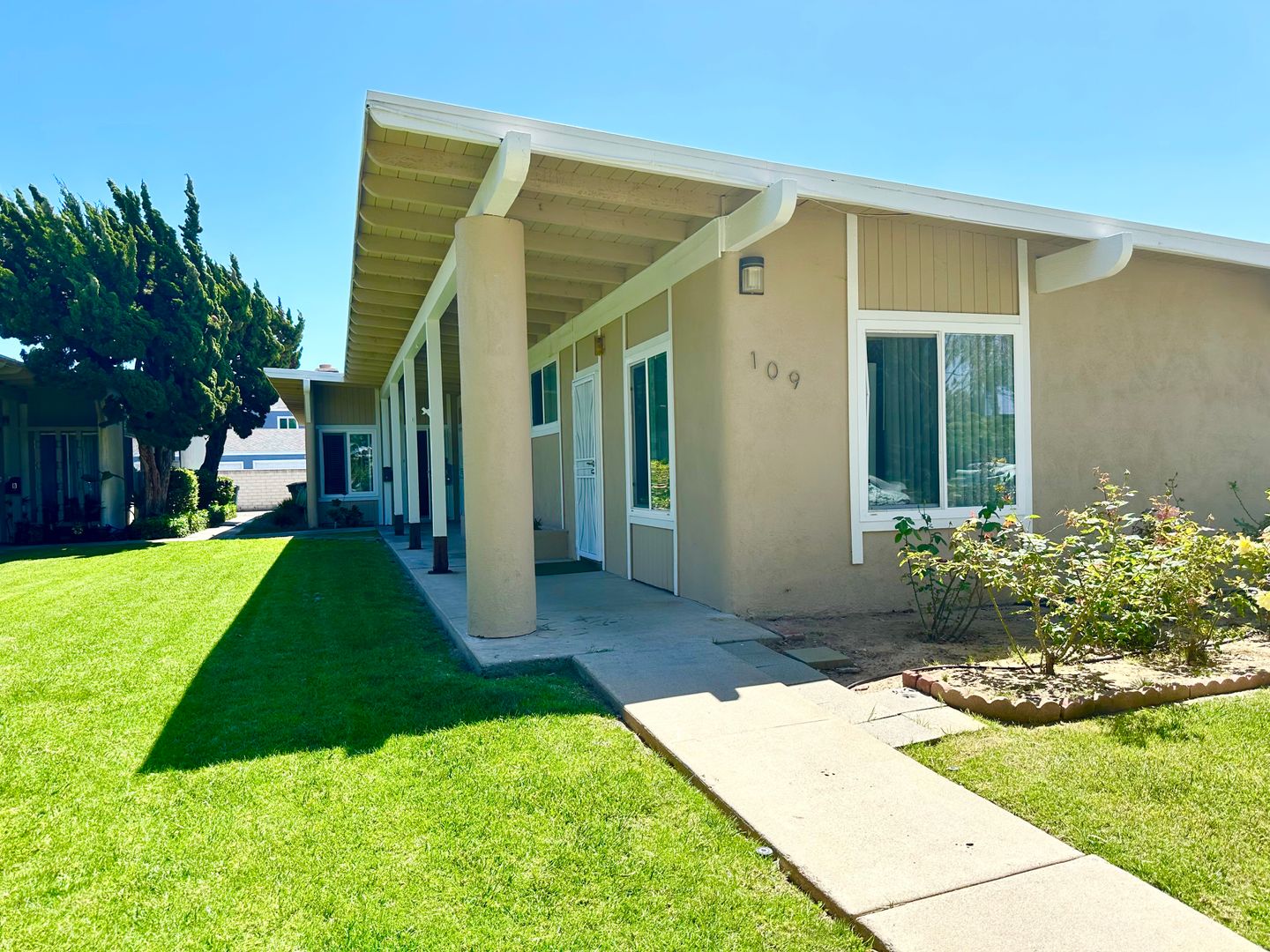 Costa Mesa Apartment: 109 Clearbrook. Ln