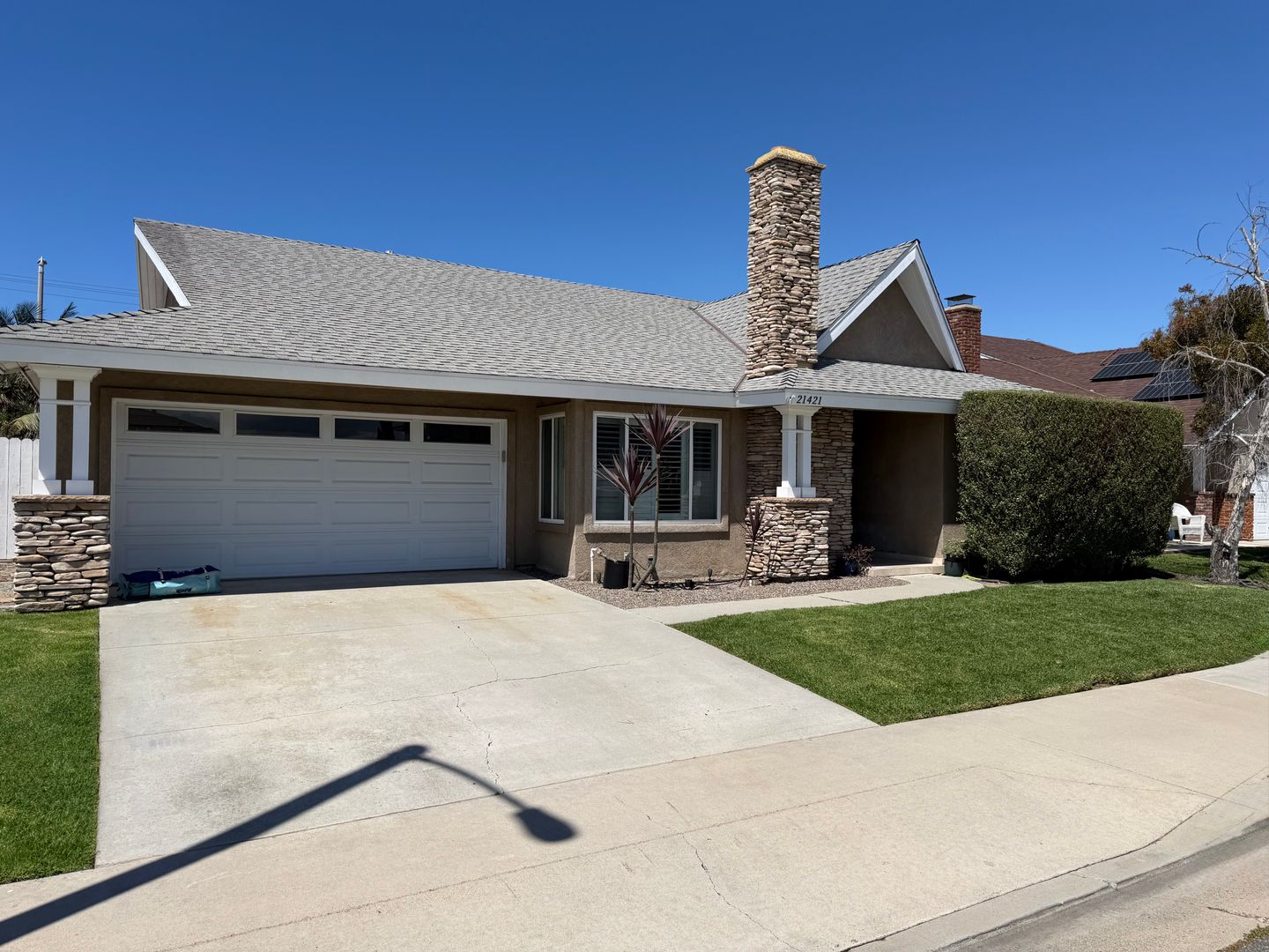 Huntington Beach House: 21421 Pinetree Lane