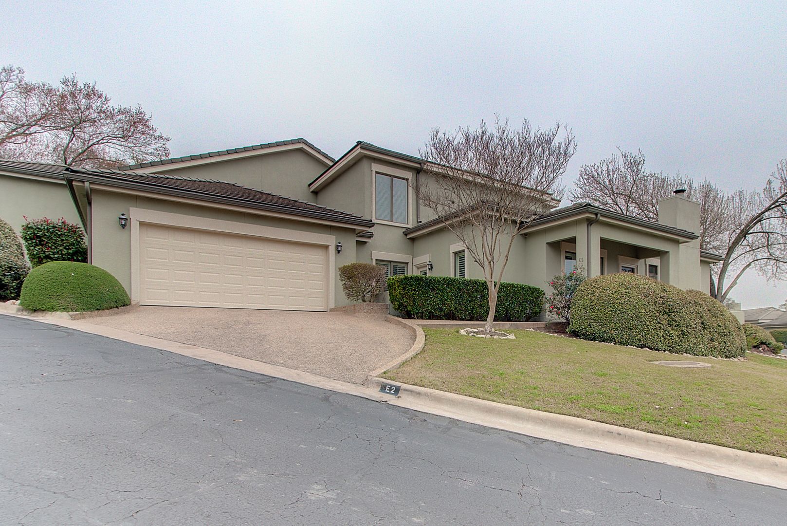 4231 Westlake Drive E2 2 of 12