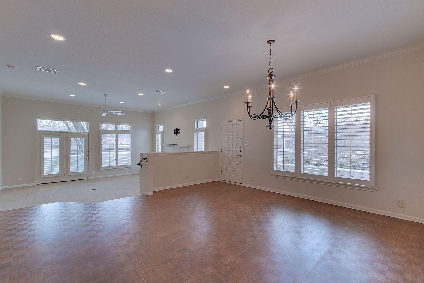4231 Westlake Drive E2 14 of 32