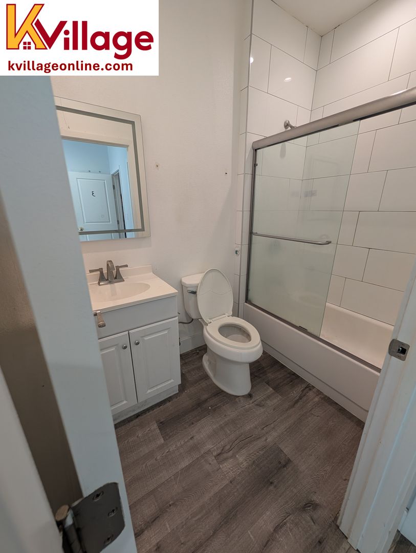 LOS ANGELES Apartment: 1565 W 36TH ST