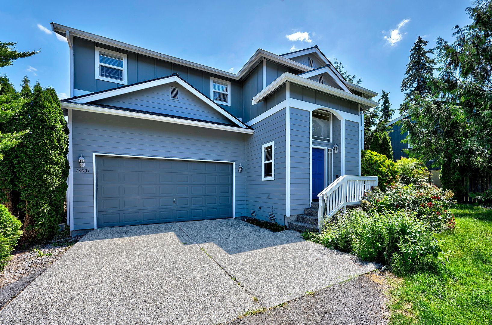 Lynnwood House: 13031 29th Pl W