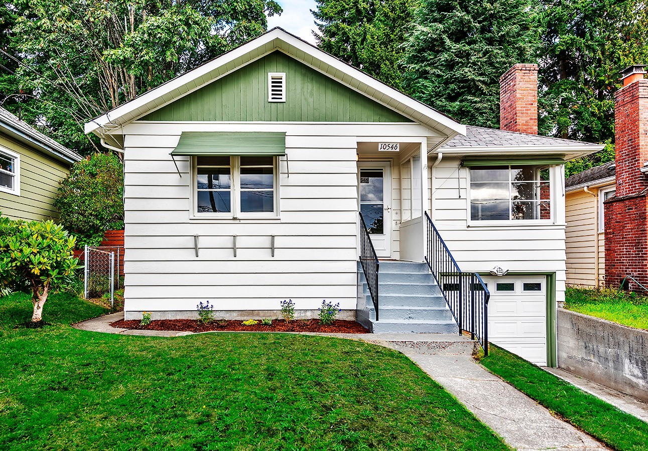 Seattle House: 10546 Interlake Ave N