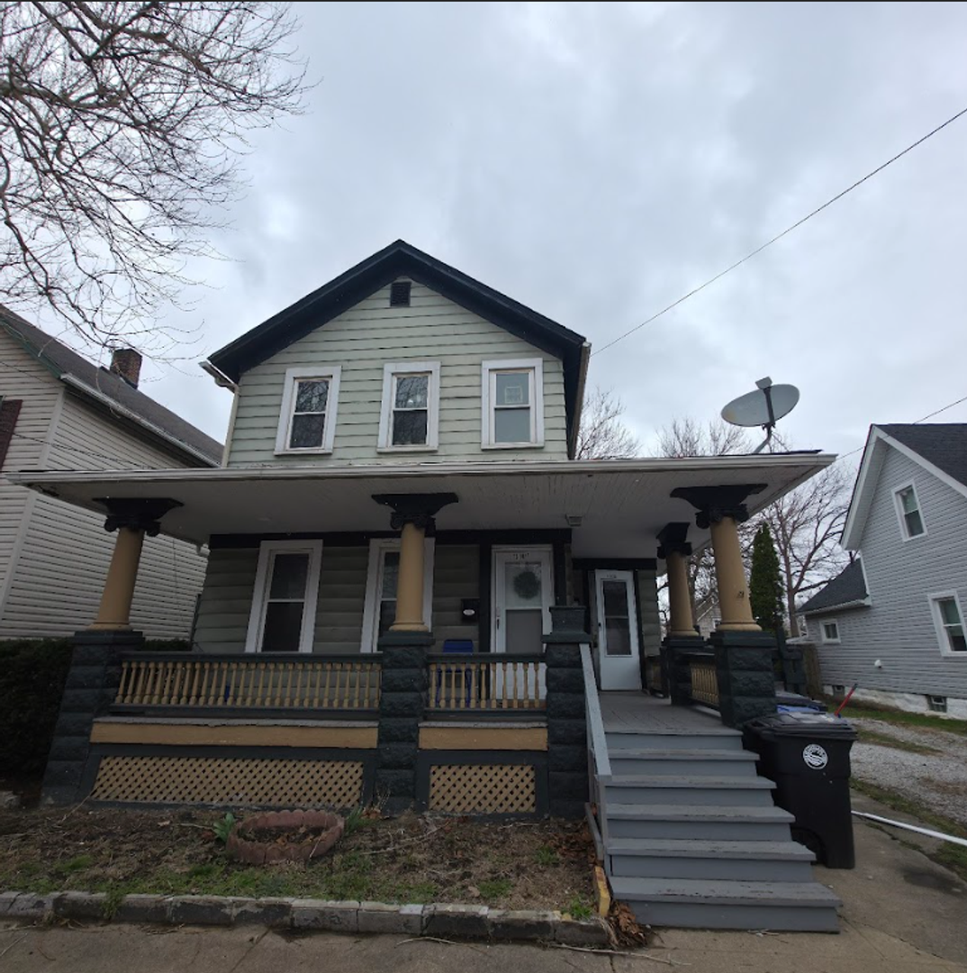 Cleveland Apartment: FS 1308-1310 Buhrer Avenue