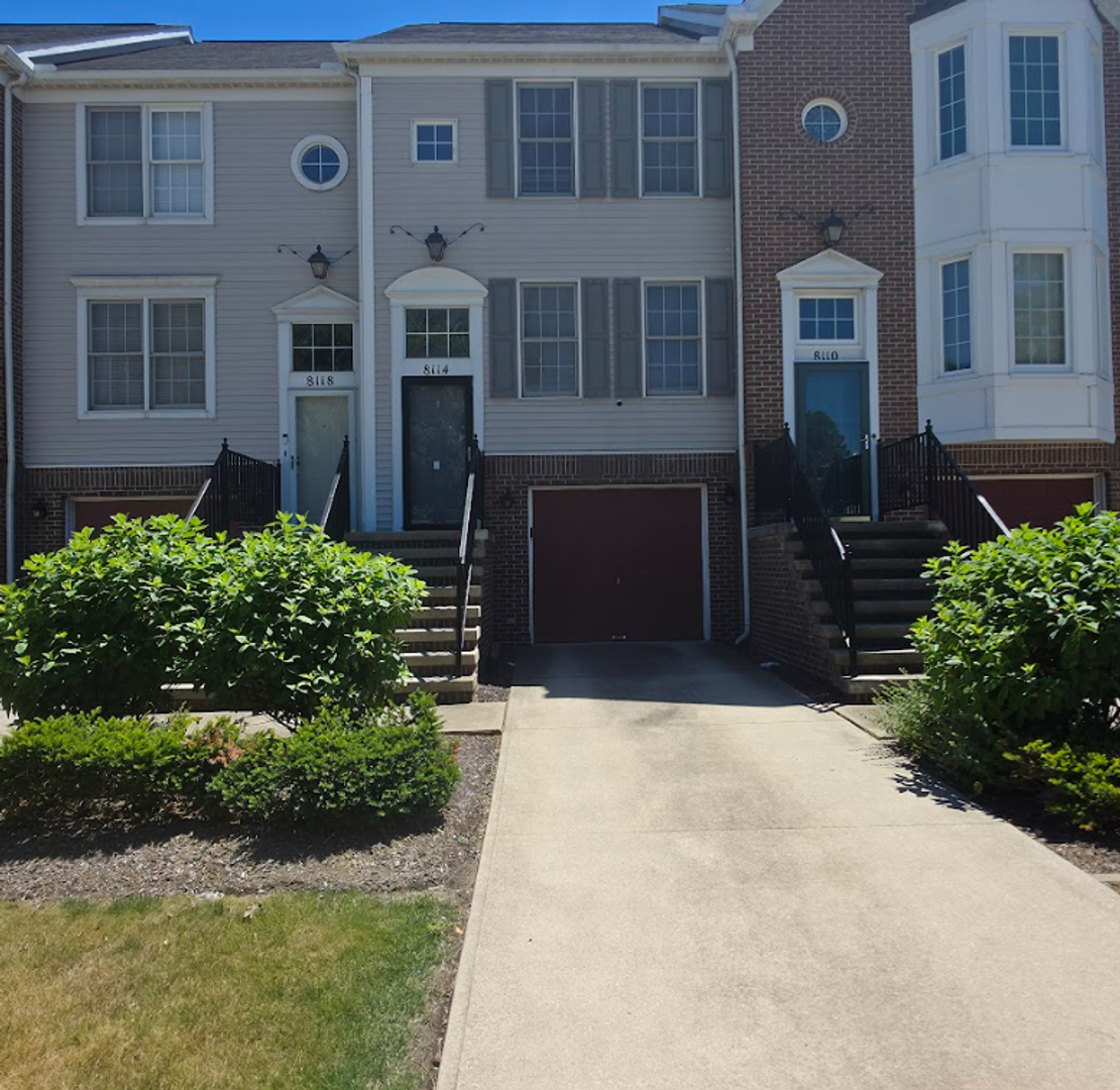 Cleveland House: 8114 Chester Pkwy