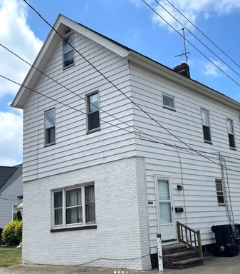Multi Family Home 3 Bedroom and 1 Bath For Rent – photo 1