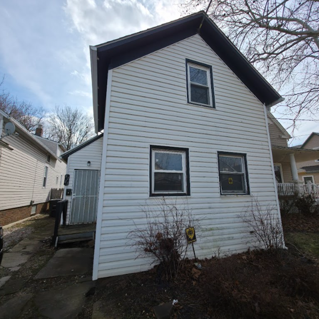 Cleveland House: 3221 Trowbridge Ave.