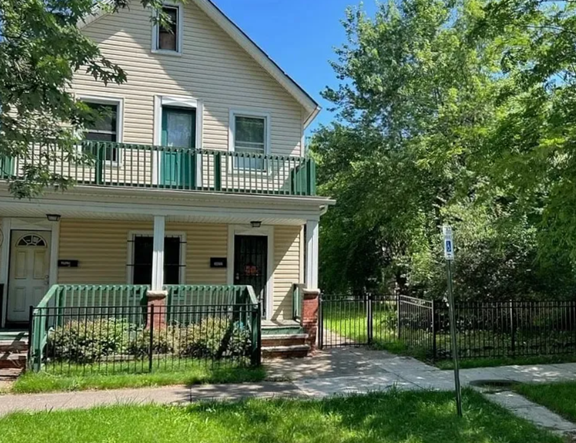 Cleveland Apartment: 3424 Seymour Avenue - Unit 2