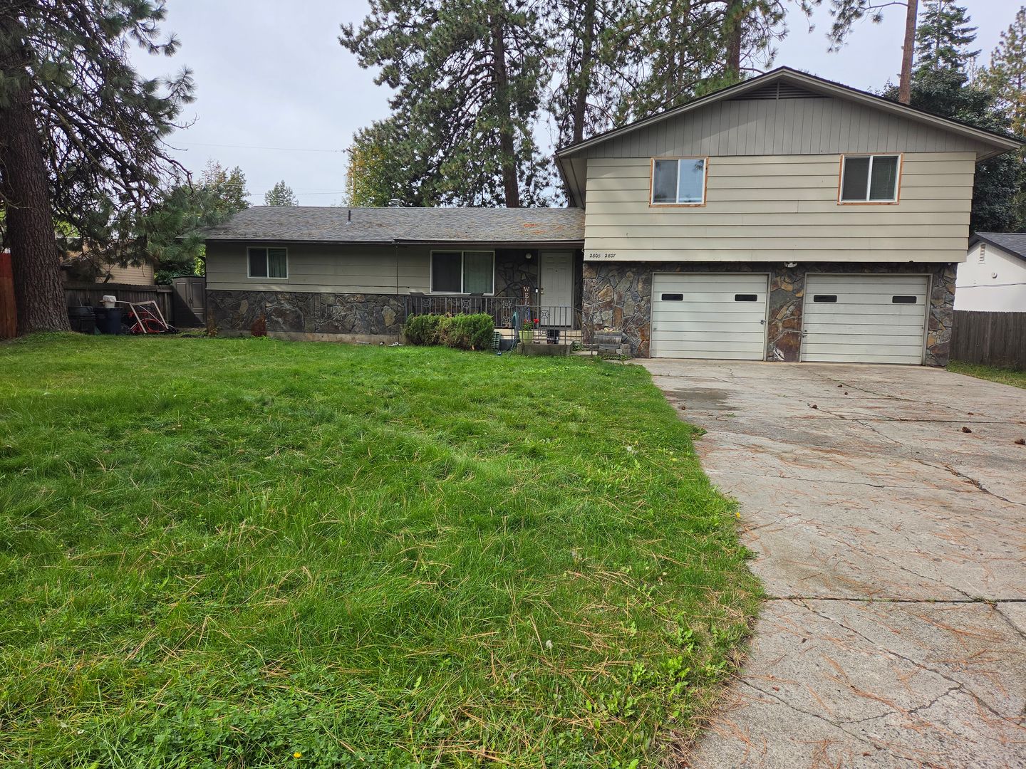 Coeur d'Alene Apartment: 2805-07 N Honeysuckle Dr